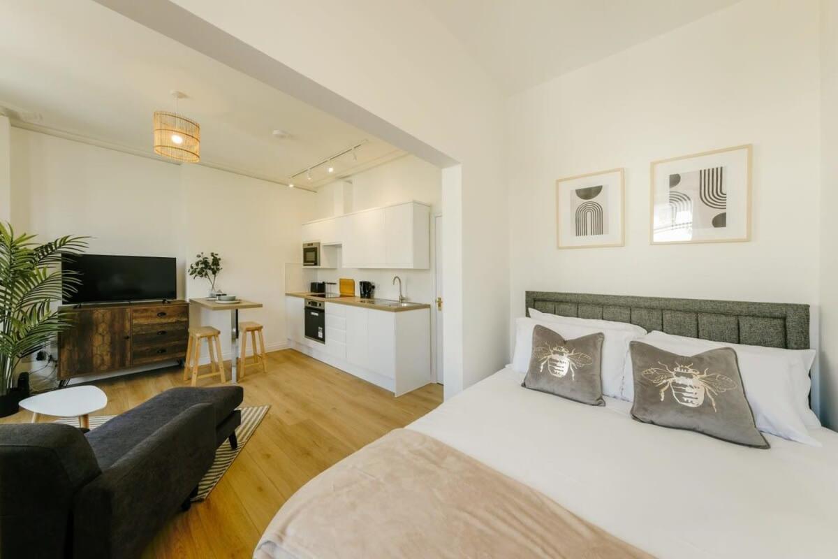 Grange Road Studio 4 Бристоль Экстерьер фото